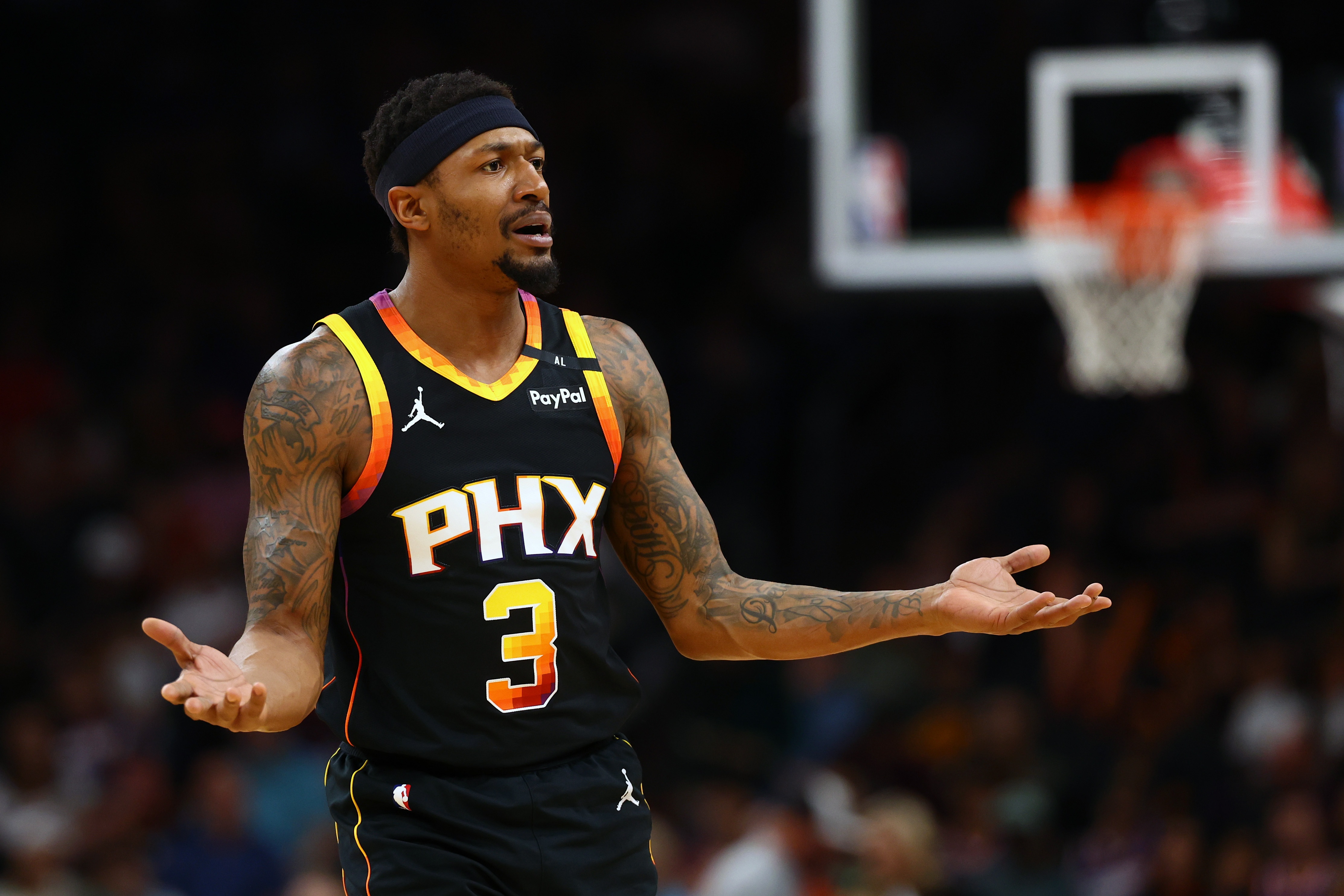 公牛成比尔争夺战黑马 太阳酝酿交易或天价买断改写NBA历史